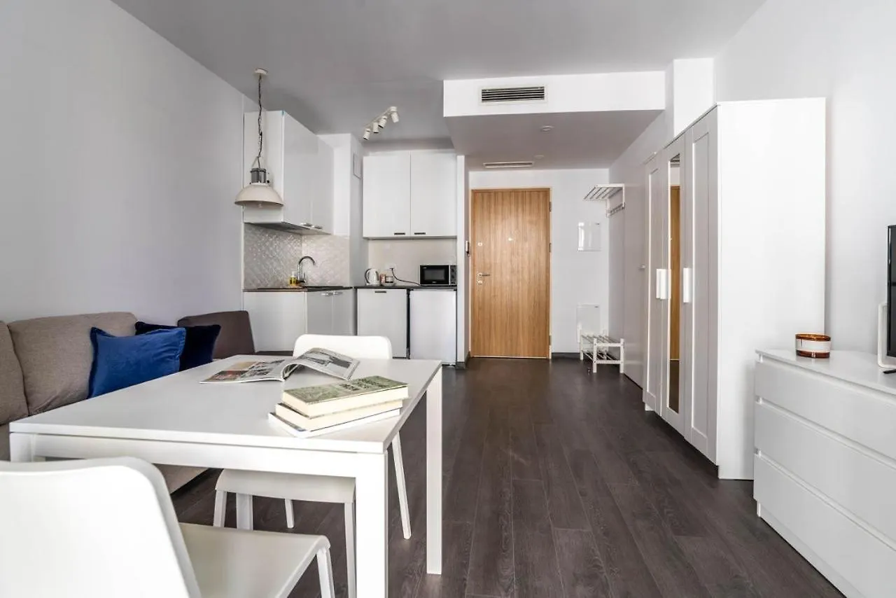Golden Apartments Warsaw - Bright And Modern Apartments -Premium Building In Top Location- Solidarnosci